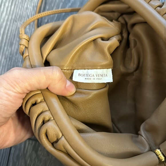 BOTTEGA VENETA
Caramel 'The Mini Pouch' Clutch - Picture 5 of 6